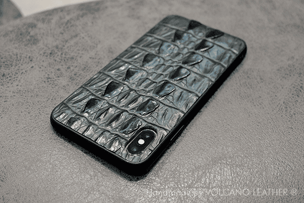 Ốp lưng Iphone da cá sấu Volcano leather