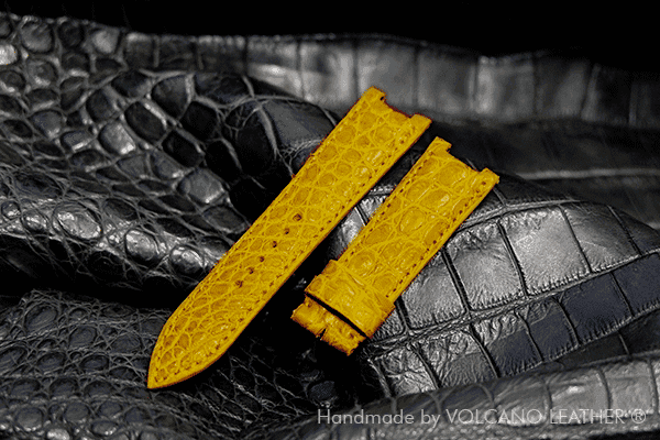 Dây đồng hồ Michael Kors da cá sấu Volcano leather